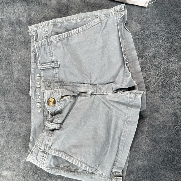 American Eagle Outfitters Light Gray Women's super stretch shorties size 6 - Picture 8 of 8